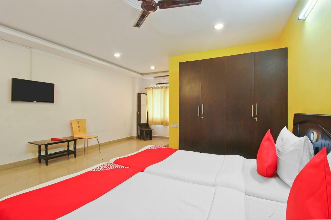 Oyo Flagship 463 Banjara Hills Hotel Hyderabad Eksteriør billede