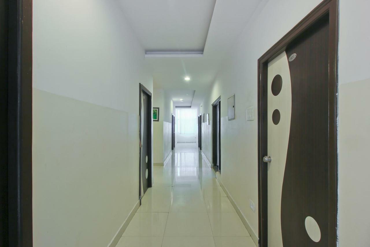 Oyo Flagship 463 Banjara Hills Hotel Hyderabad Eksteriør billede