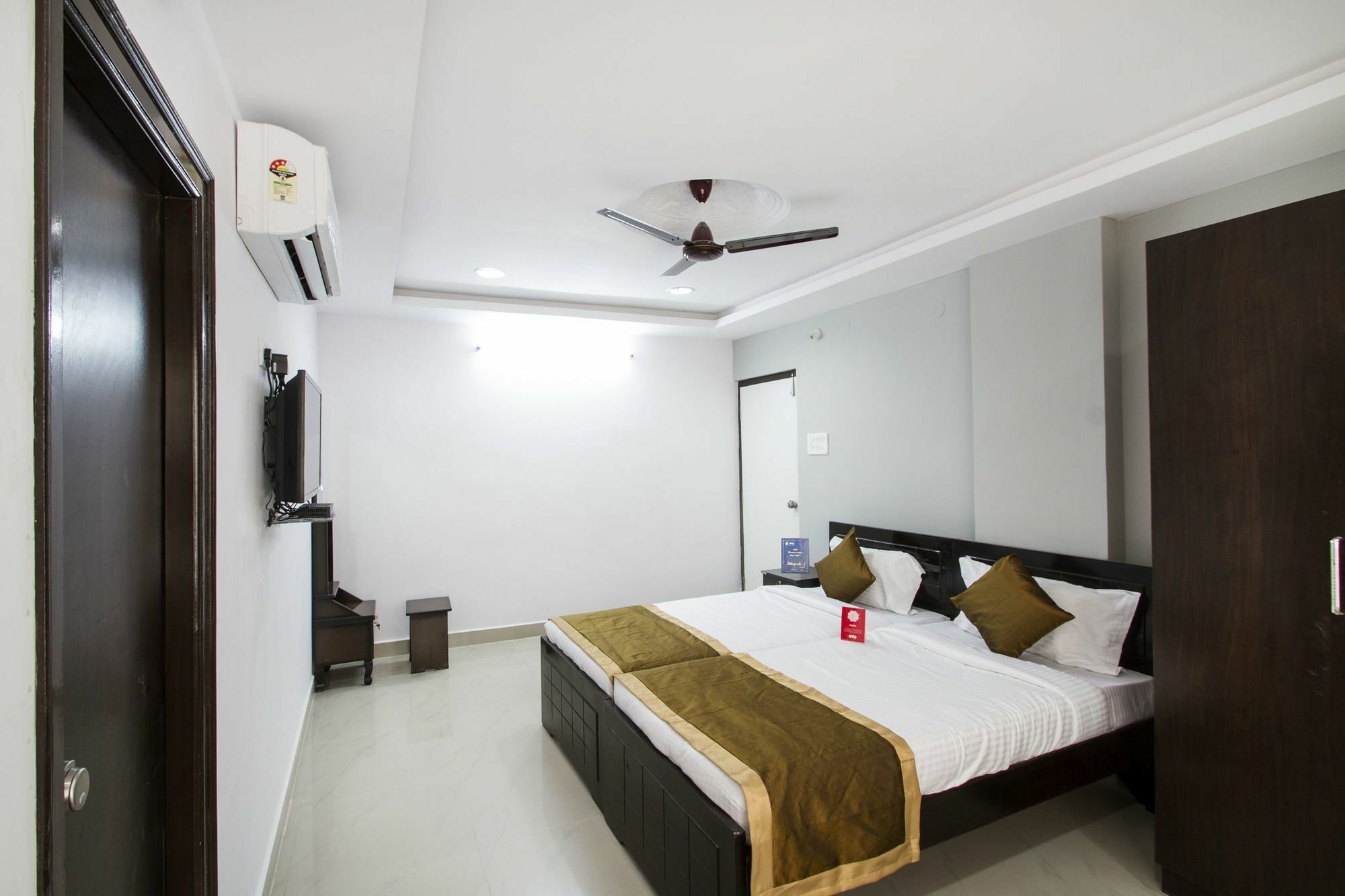 Oyo Flagship 463 Banjara Hills Hotel Hyderabad Eksteriør billede